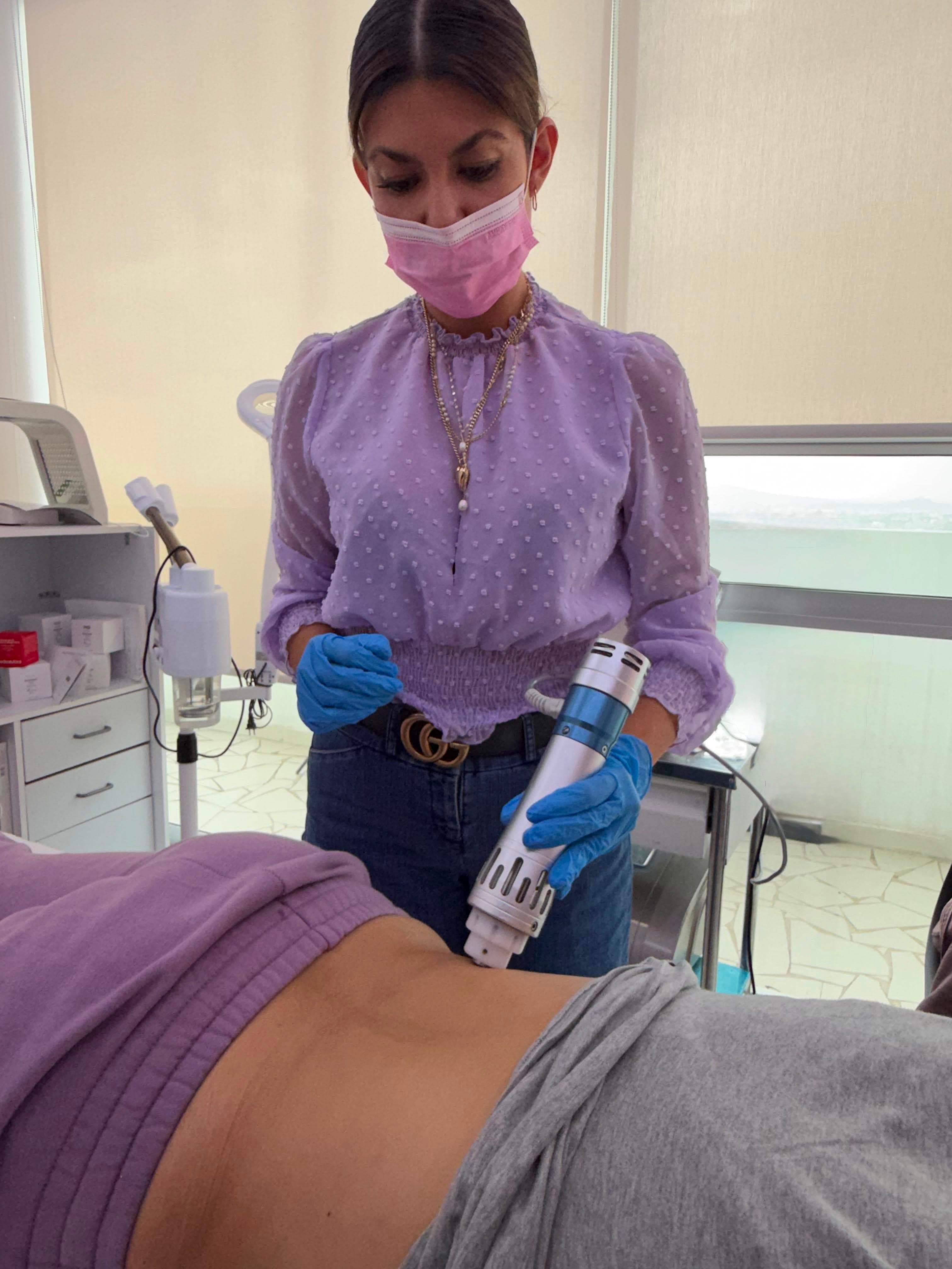 Aparatología médica corporal en cabina