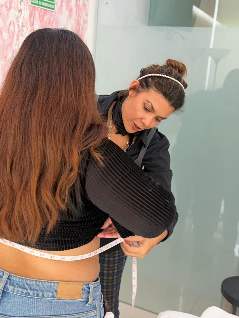 Doctora UME en valoración médica inicial